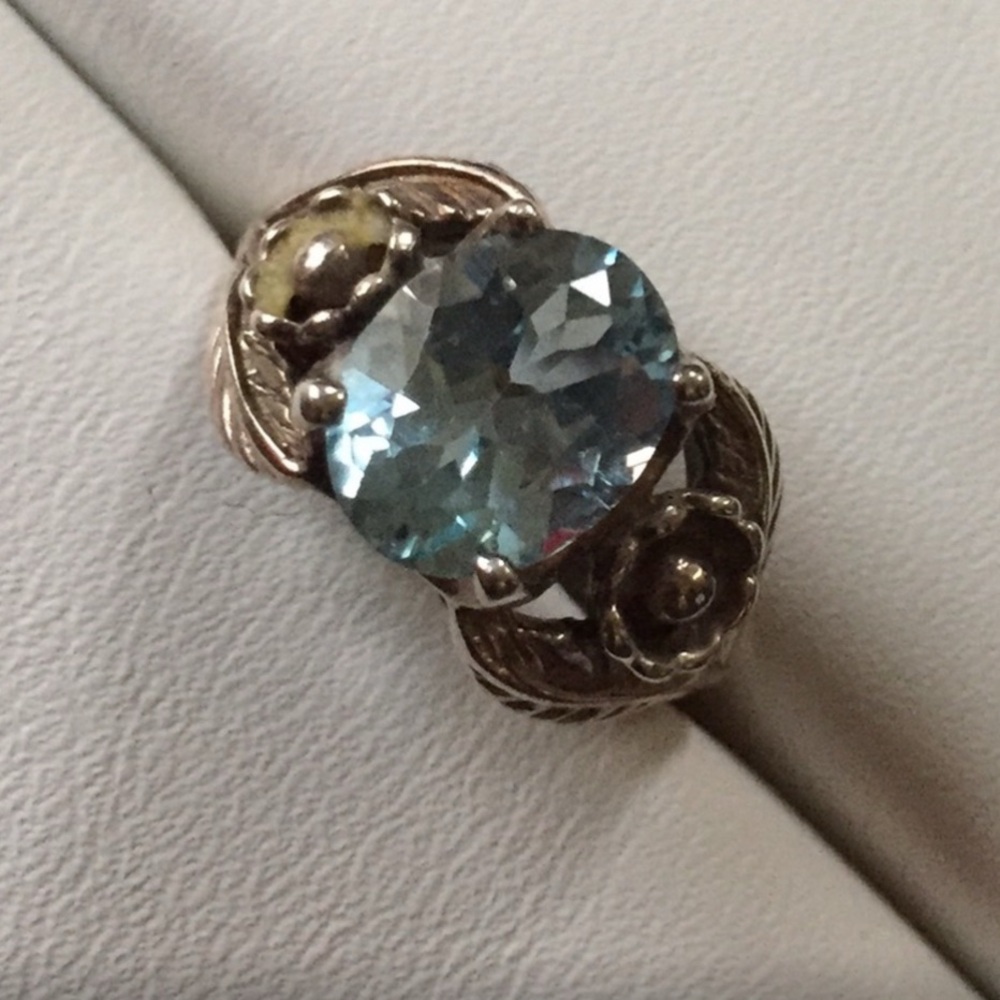 Kabana blue topaz / aquamarine